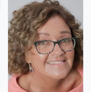 Meet your Posher, Rita